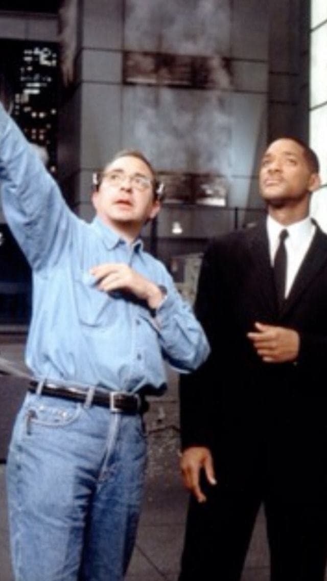 Metamorphosis of 'Men in Black' 2000 cały film