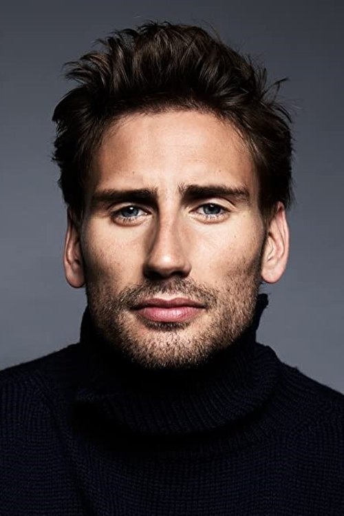 Zdjęcie Edward Holcroft