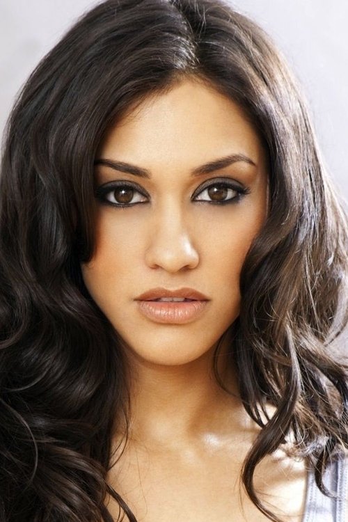 Zdjęcie Janina Gavankar