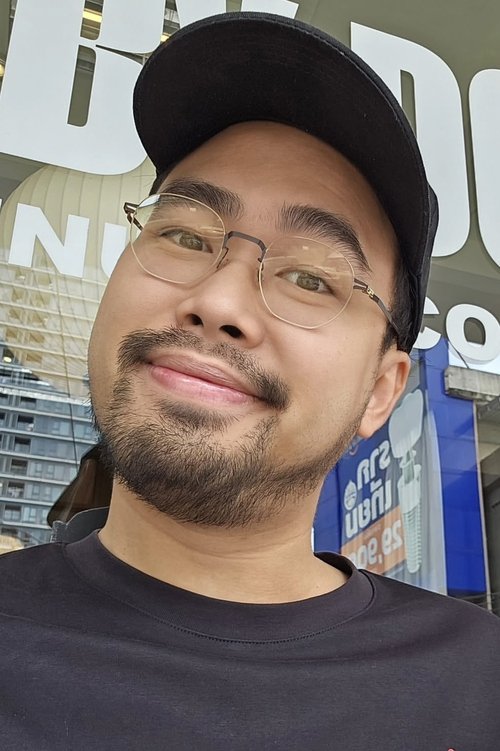 Zdjęcie วิศรุต หอมหวน