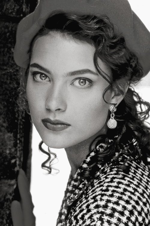 Zdjęcie Shalom Harlow