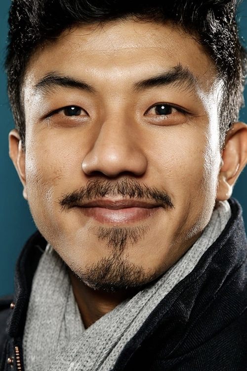 Zdjęcie Wanlop Rungkamjad