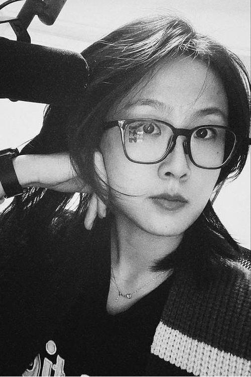 Zdjęcie Zhou Yongxi